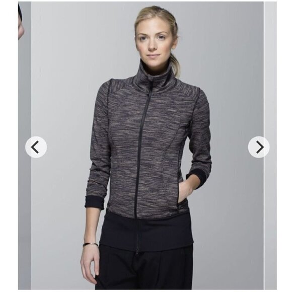 Lululemon Nice Asana Jacket in Wee Are From Space Black Cashew / Black Size 6
